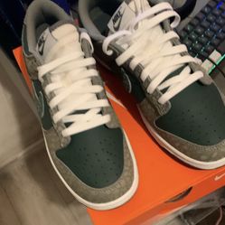 Brand New Nike Dunks Size 10 Shoot Any Price 