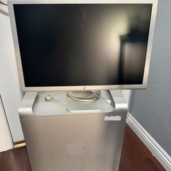 Apple Power Mac A1047 and 23” Cinema Display A1082 Bundle