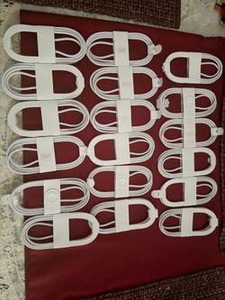 FREE BRAND NEW iPhone USB-C CHARGERS (Check Description)