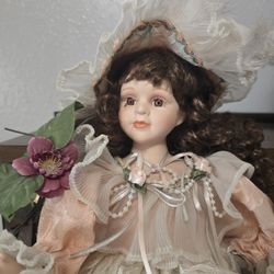 DOLL PORCELAIN ORIGINAL 17"