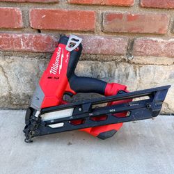 Milwaukee Fuel Finish Nailer TOOL ONLY