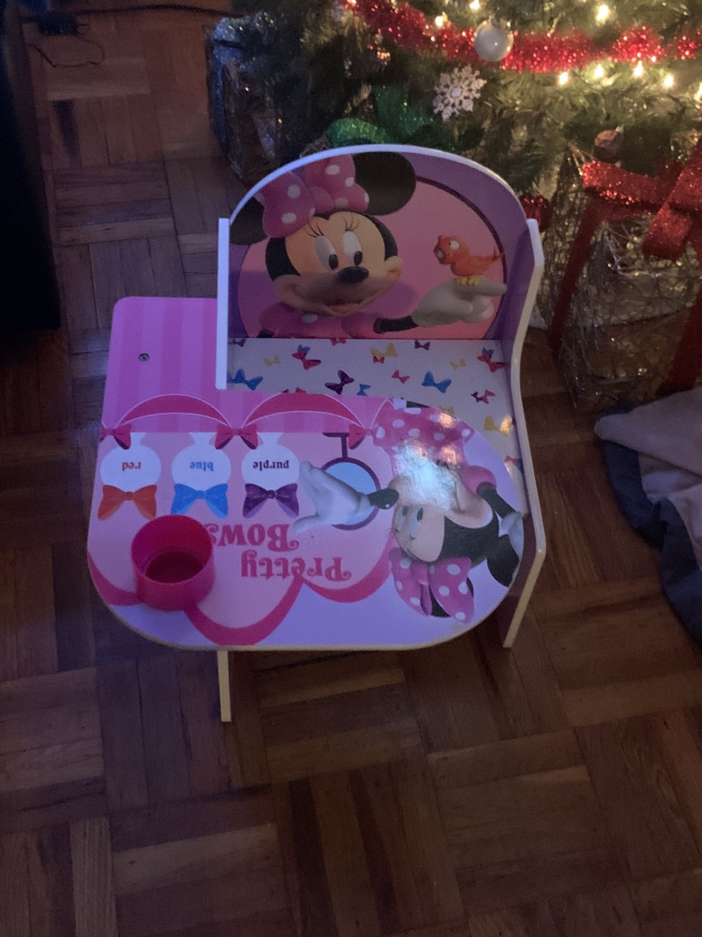 Disney Minnie Toddler Desk With Storage