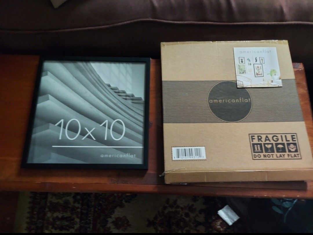 10 X 10 Picture Frame With Box