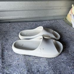 Puma Shibui Cat Slide Sandals-Size 9 W