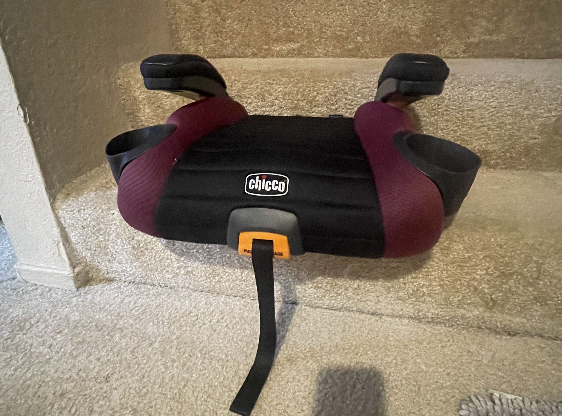 Chicco Booster Carr Seat 
