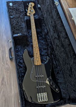 Fender Player II Jazz Bass Guitar