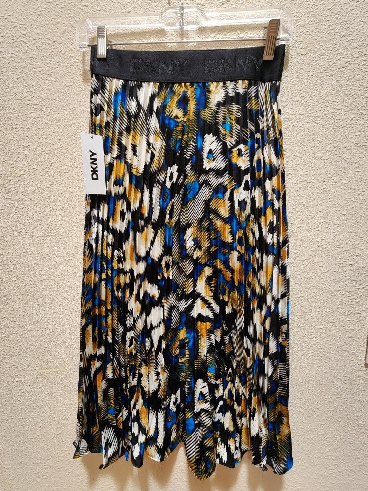 Skirt With Beautiful Pattern Xs