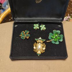 St Patrick's Jewelry Lot.