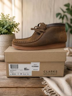 Clark shoes
