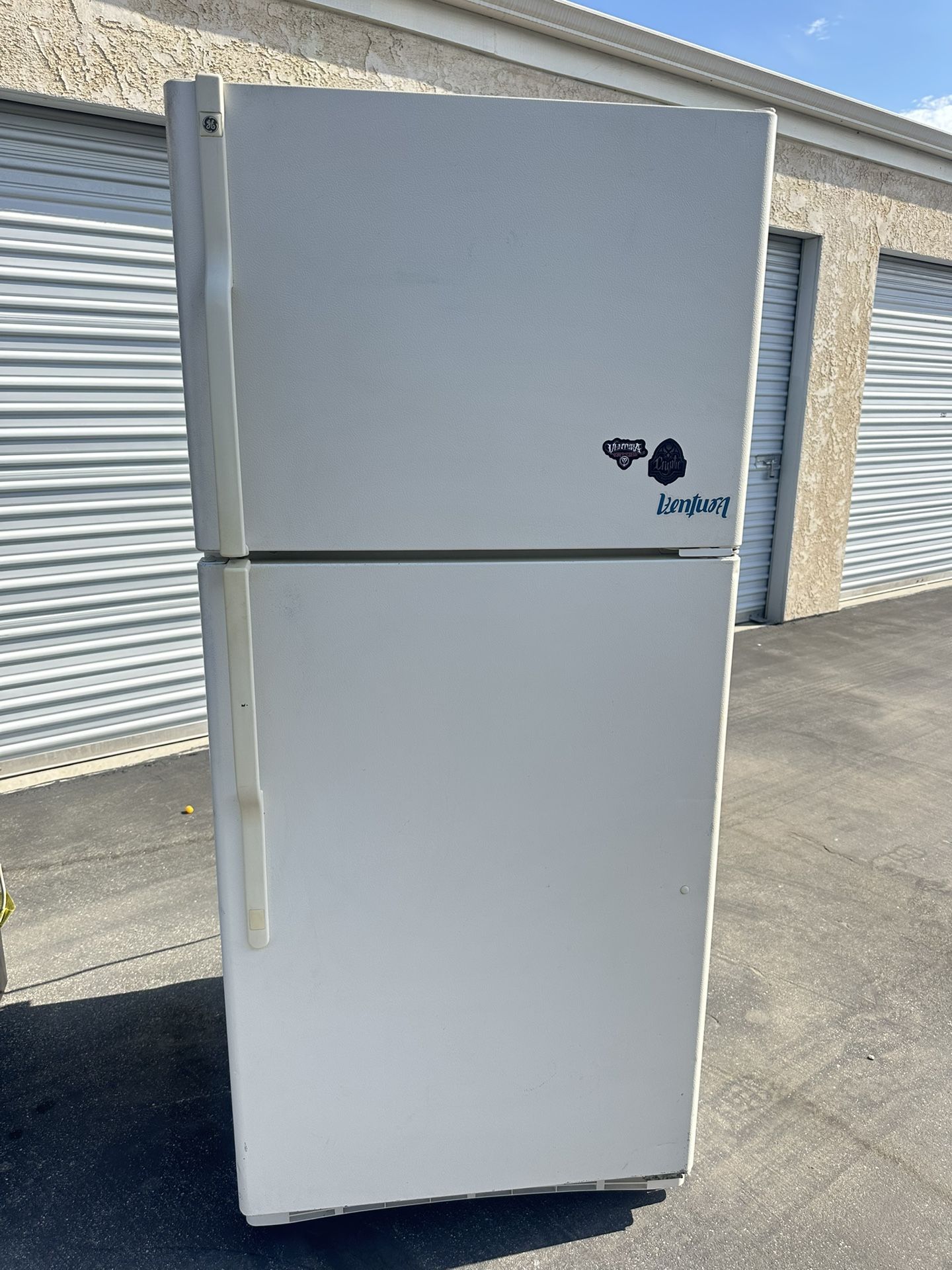 Apartment Size Refrigerator