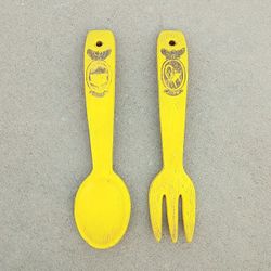 Vintage Universal Statuary Wood Wall Hanger Spoon/Fork