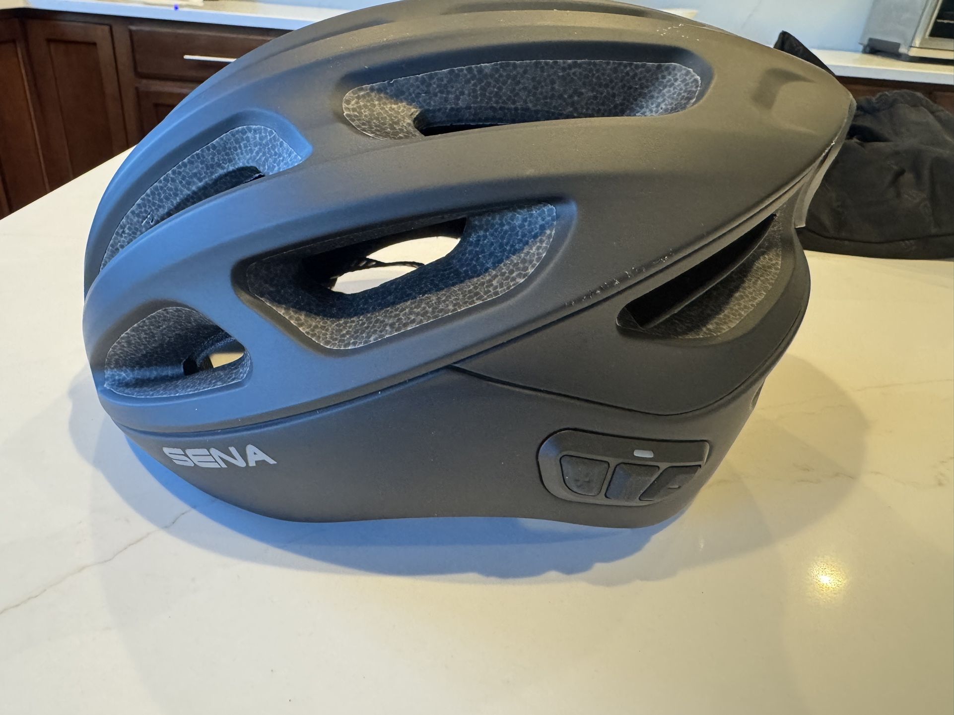 SENA SMART R1 EVO BLACK (m) Bike Helmet (NEW PRICE)!
