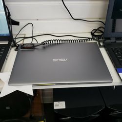 Laptop Asus Q406d