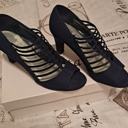 Navy Blue Heels 