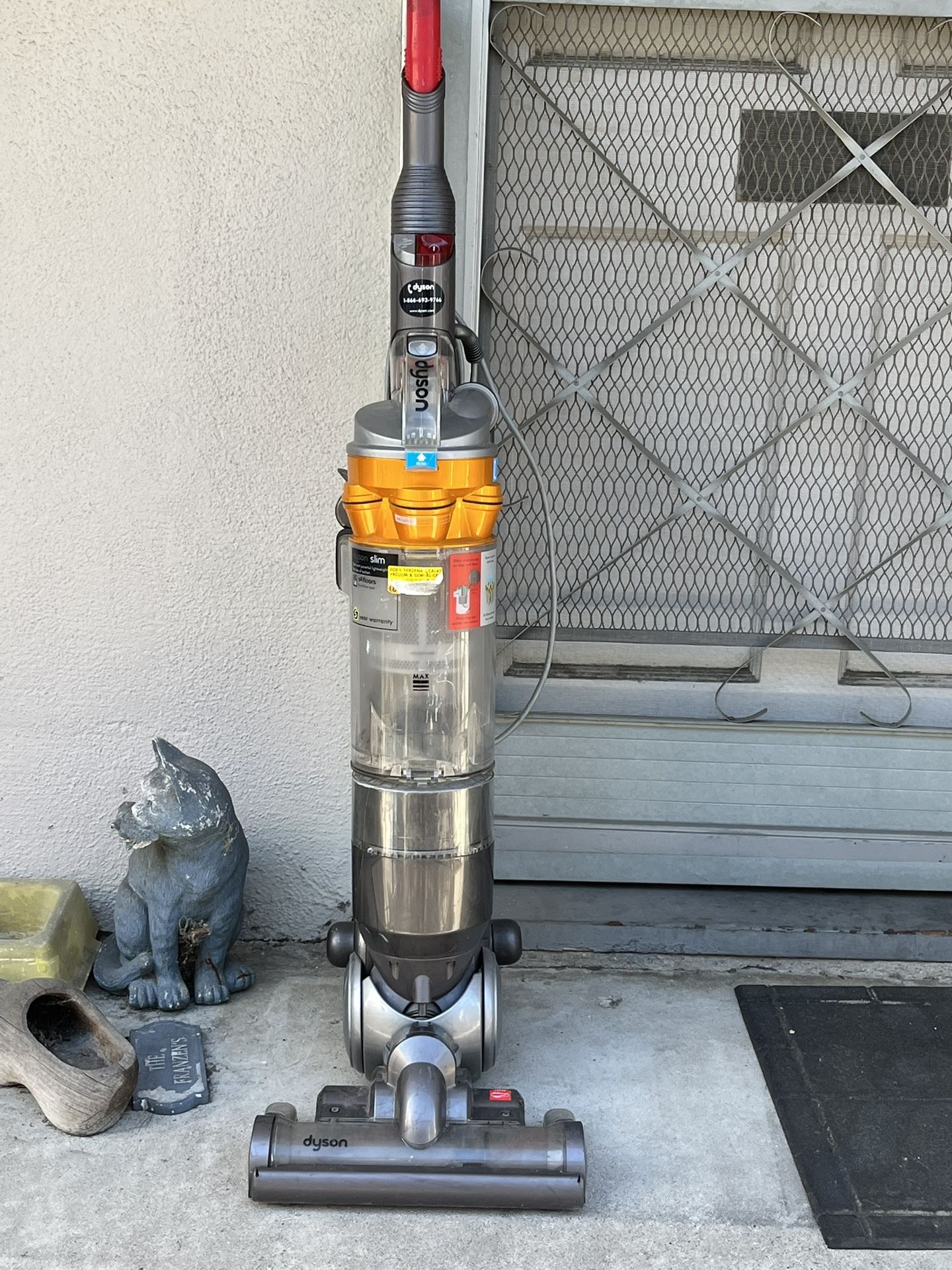 Dyson Vacuum Cleaner