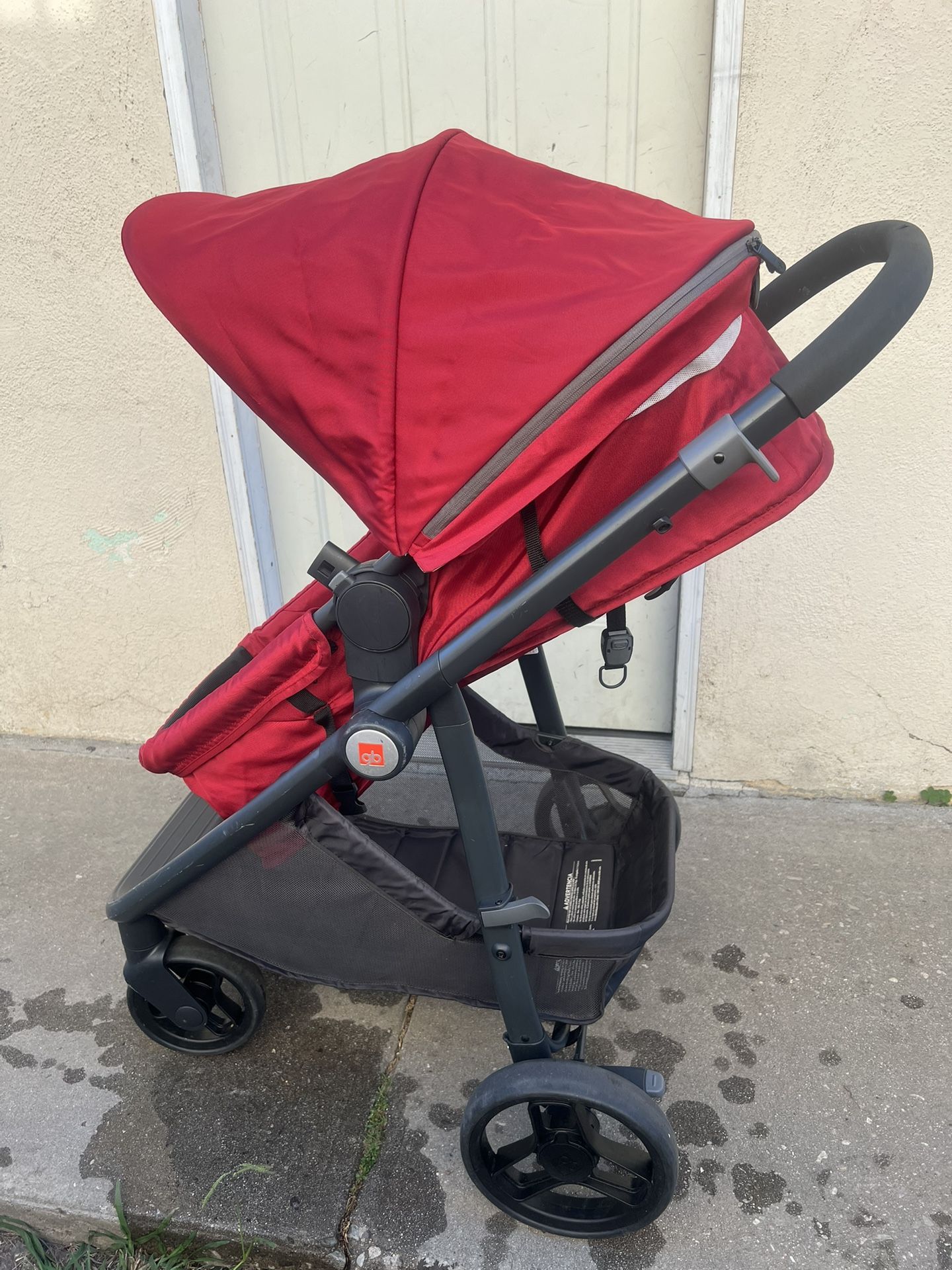 GB STROLLER