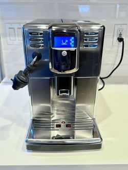 Saeco Incanto Super-Automatic Espresso Machine