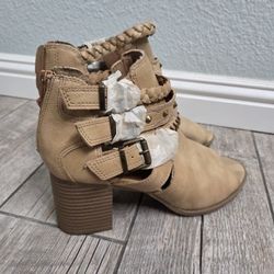 NEW Sugar Riverdale Open Toe Ankle Boots SZ 8.5.
