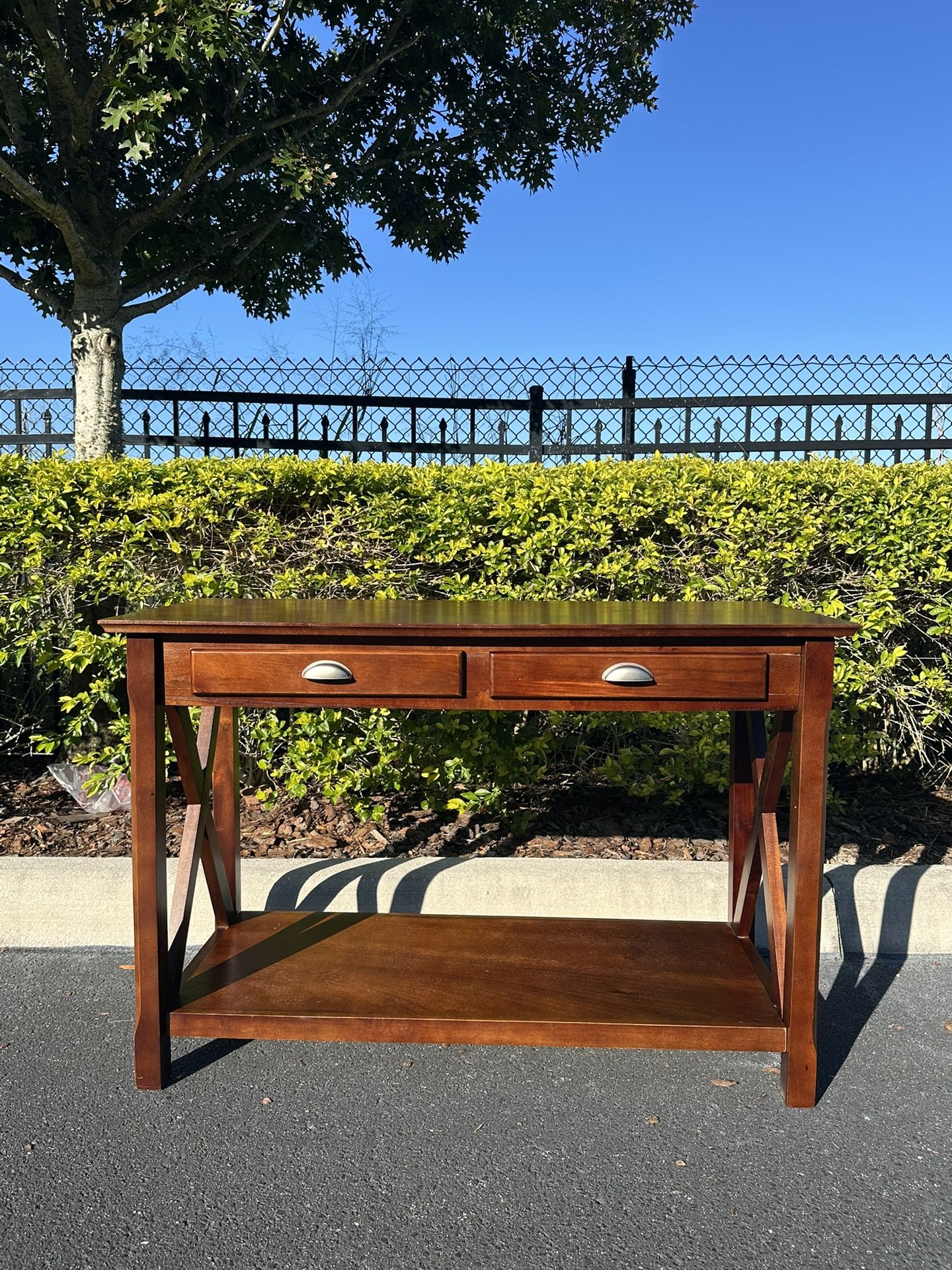 Wooden Farmhouse Style Console Table β Solid Wood, Sturdy & Beautiful πΎ