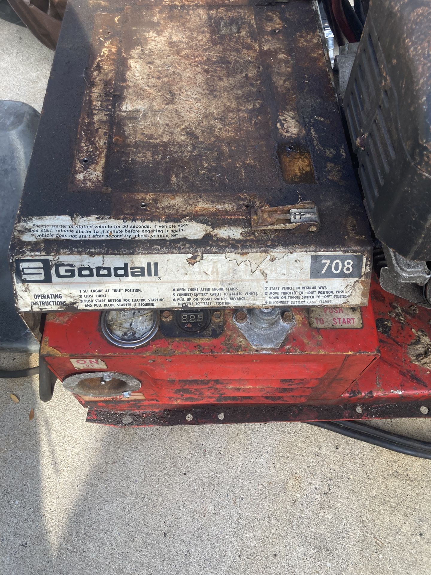 Starter motor for trucks or passenger cars