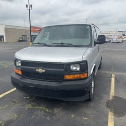 2017 Chevrolet Express 2500