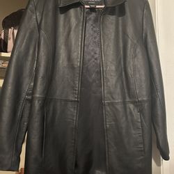 Leather Jacket/ Chaqueta de cuero