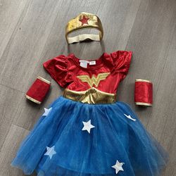 Wonder Woman girls costume 3T Pottery Barn Kids