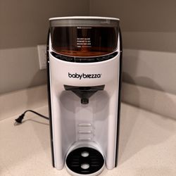 Baby Brezza Pro Advance Formula Dispenser