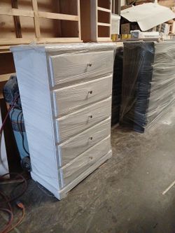 Solid Wood White Chest
