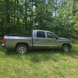 2009  Dodge Dakota Truck V6 Grey