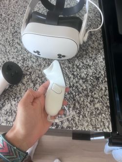 VR headset