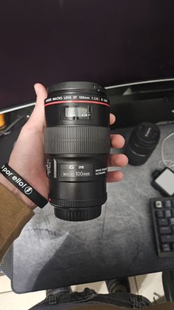 Canon Macro Lens Ef 100mm