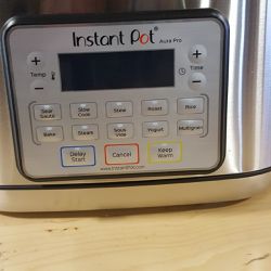 Instant Pot 8qt. Pro Multi-Use Pressure Cooker