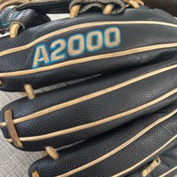 Wilson A2000 Size 11.5 