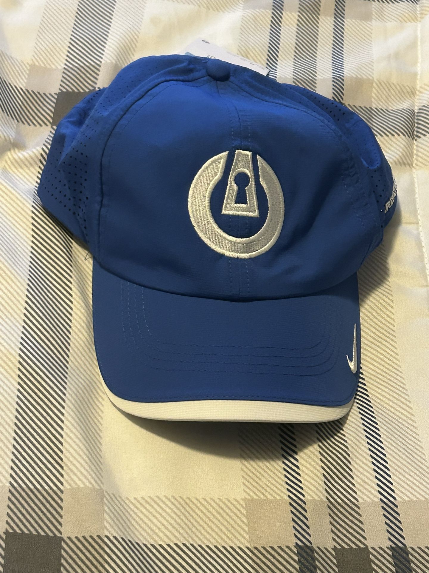 Nike Golf Hat NEW WITH Tag