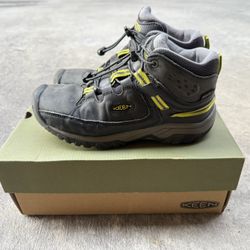 Keen Water Resistant Hiking Shoes