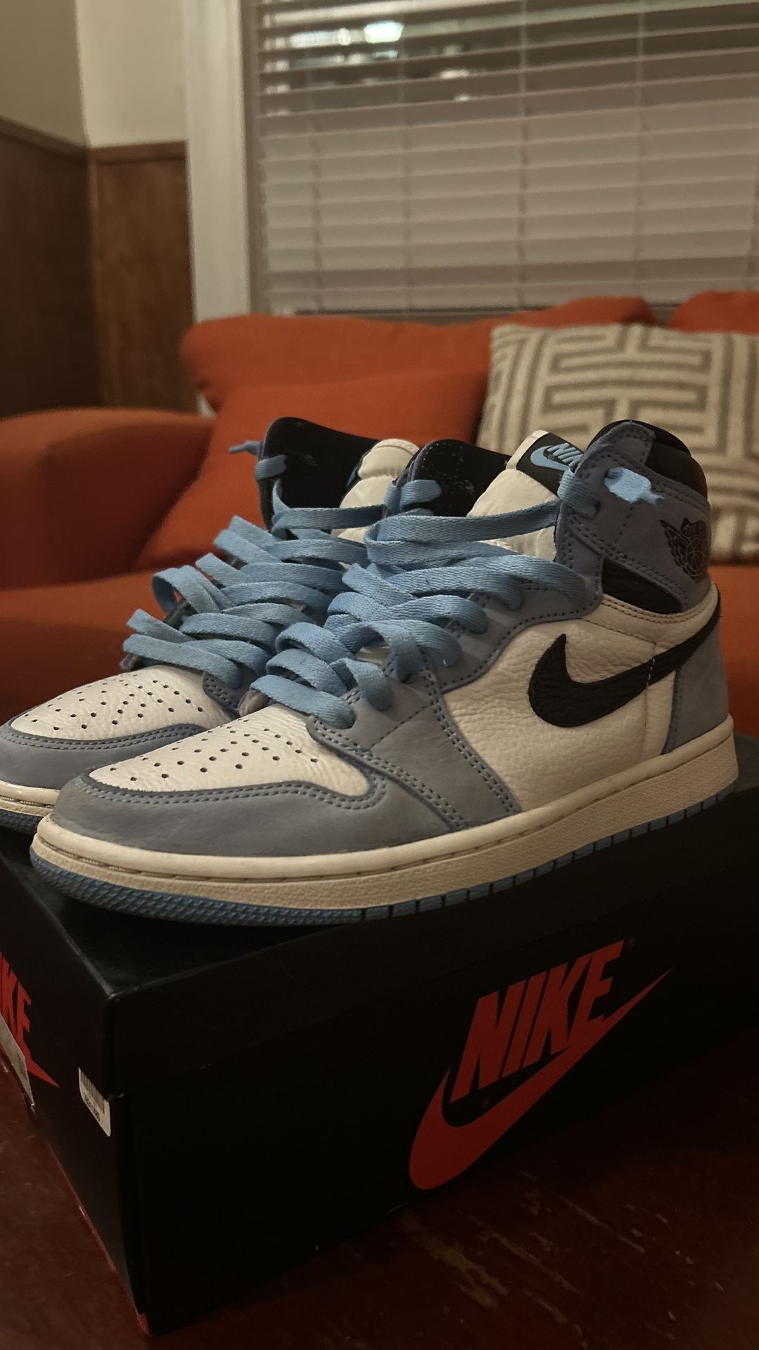 jordan 1 unc size 7.5
