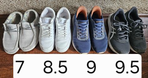 Men Shoes 4 Pairs Hey Dude, Fila, Skechers sz. 7-9.5