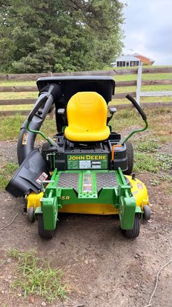 Zero turn mower with leaf bagger