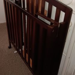 Foldable Crib
