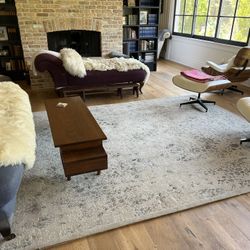 7.5 x 10 wool / synthetic blend rug