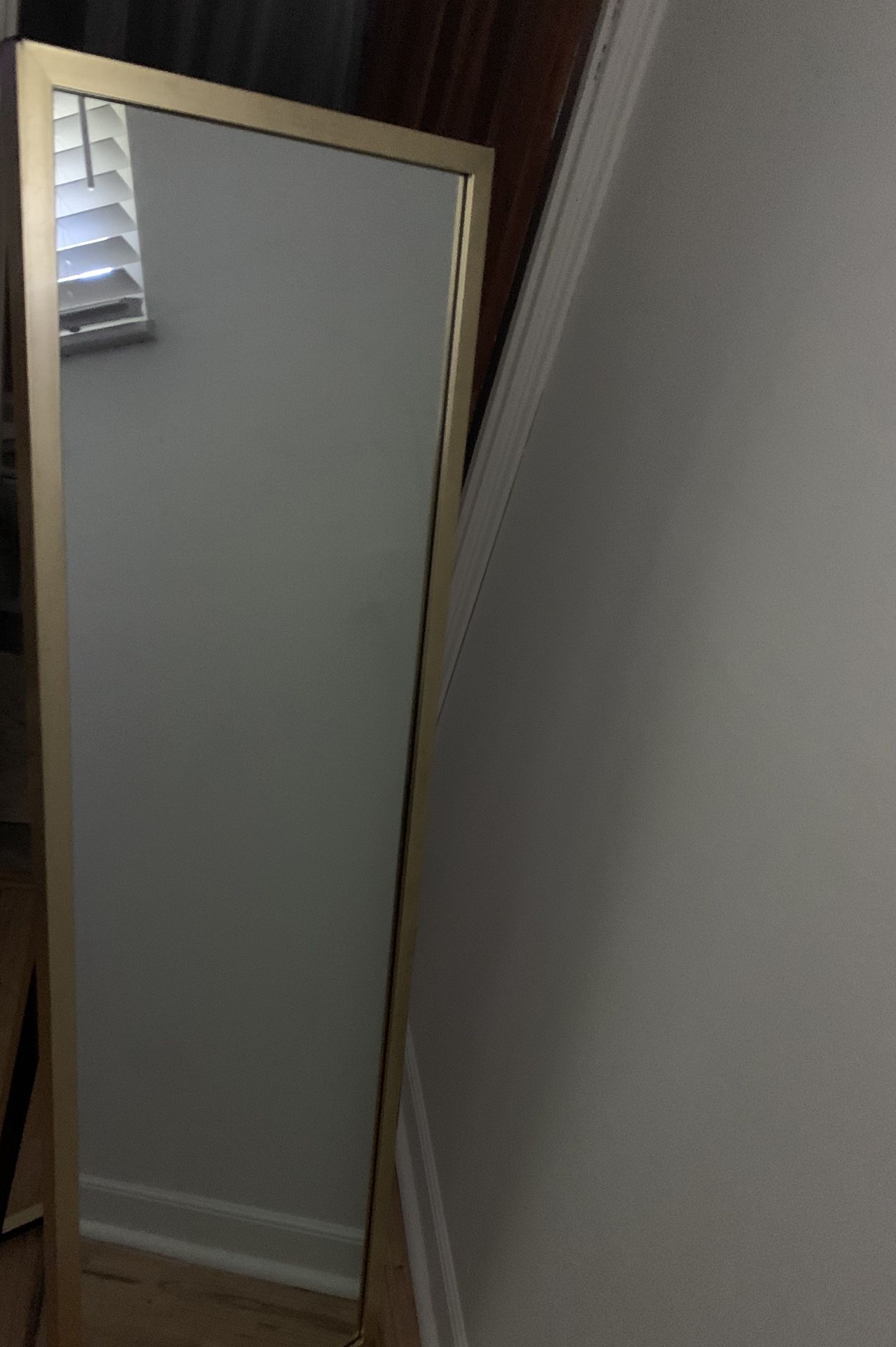 Tall Body Mirror With Stand Attached