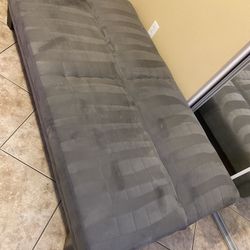 Gray Futon