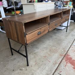 Brand New Tv Console Table 6 Feet Long By 16 Inches Wide By 26 Inches Tall