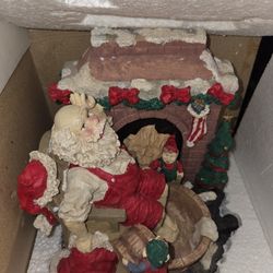 Christmas Fountain Santa 