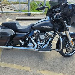 2014 Harley Davidson Street glide special  FLHX