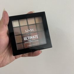 NYX Ultimate Shadow Palette Eye  USP03 Warm Neutrals New 16 Colors