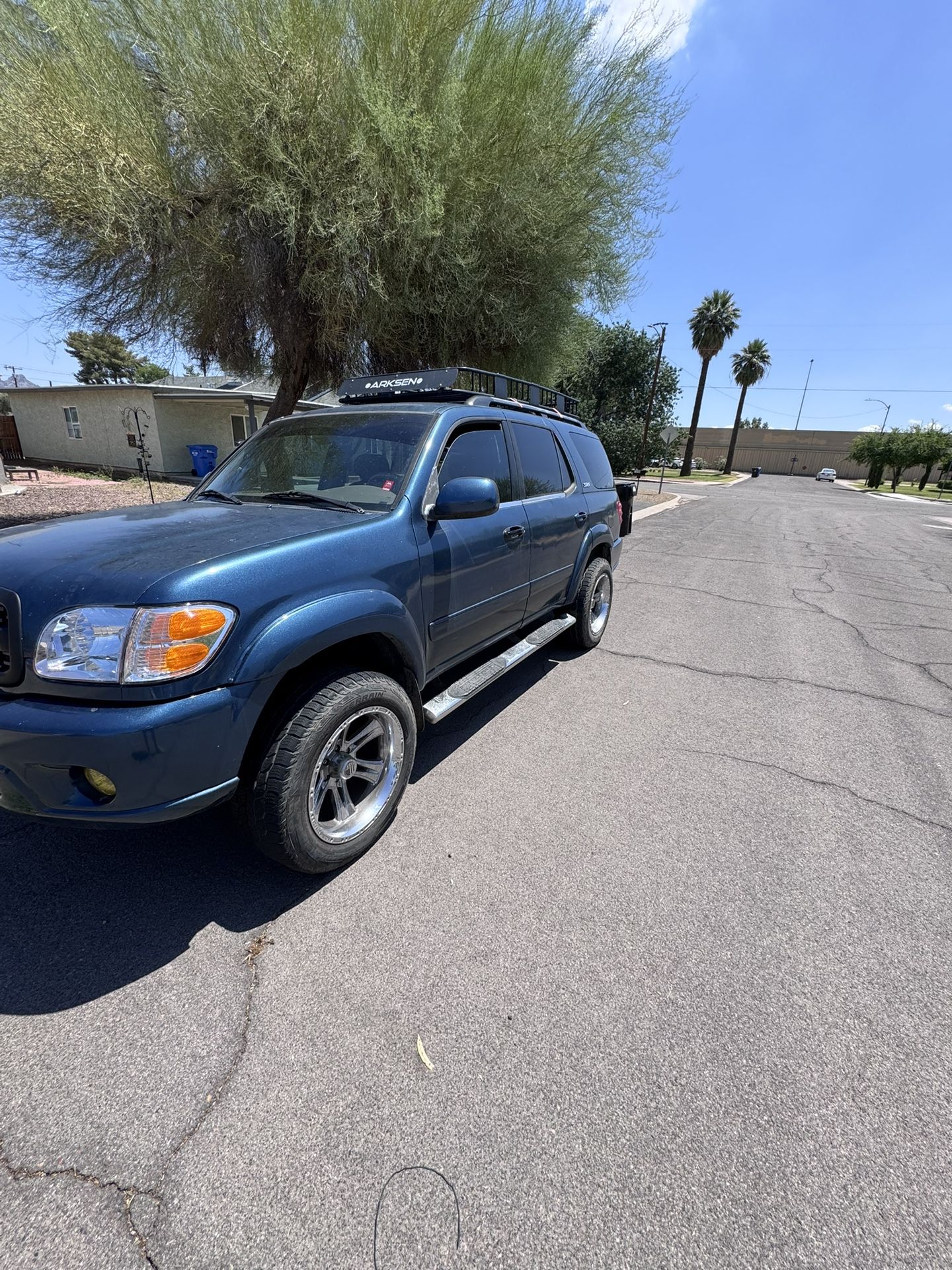 2004 Toyota Sequoia