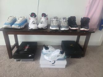 Shoes 4 men's 1 womans