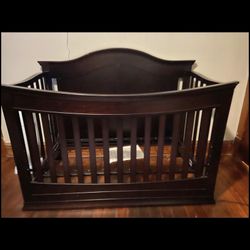 4in1 Convertible Crib
